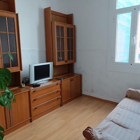Piso Antiguo, Muebles Viejos, Muy Sencillo, Alquilado En Invierno A Estudiantes, Sin Ascensor, Cocina Antigua A Gas, Edificio Muy Antiguo Daire A Coruña Dış mekan fotoğraf