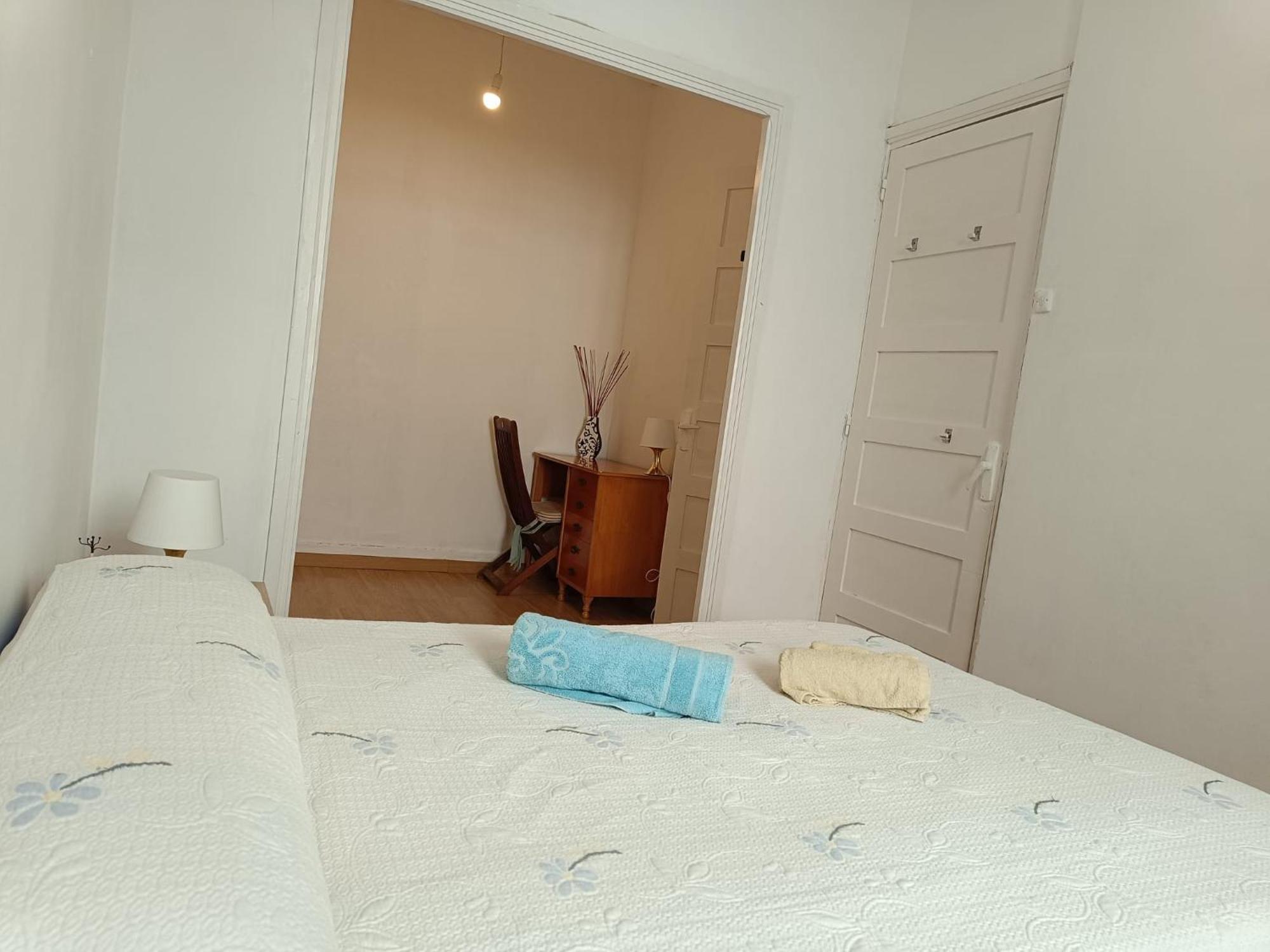 Piso Antiguo, Muebles Viejos, Muy Sencillo, Alquilado En Invierno A Estudiantes, Sin Ascensor, Cocina Antigua A Gas, Edificio Muy Antiguo Daire A Coruña Dış mekan fotoğraf